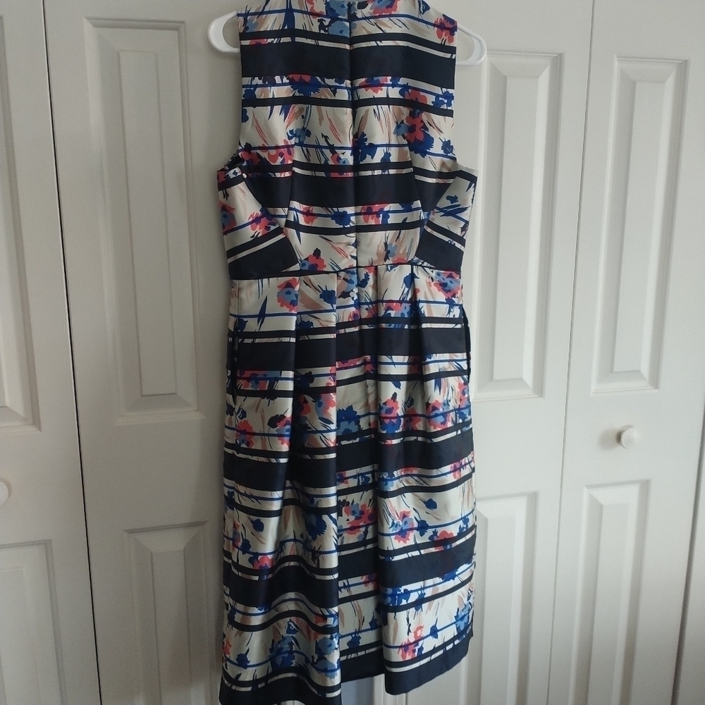 L.K. Bennett London Poppy Classic V Neck Dress 8 - Picture 5 of 12